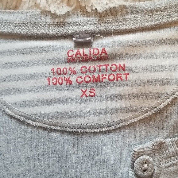 Sweatshirt - Picture 2 of 2